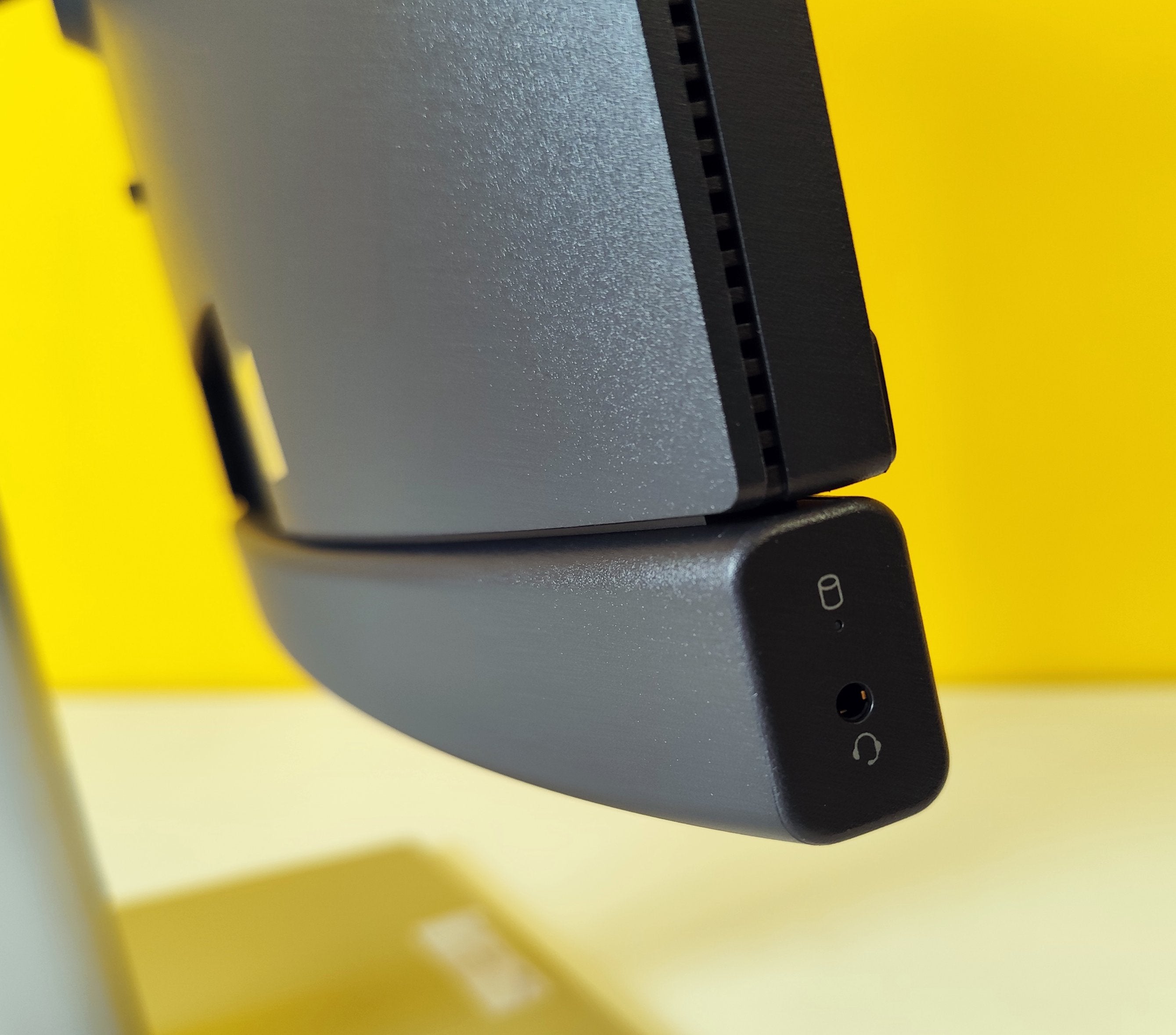 Dell OptiPlex All-in-One 7420 24 Dell OptiPlex All-in-One 7420 24